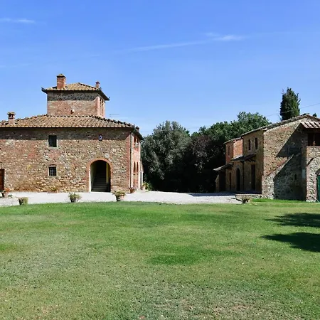 Villa Casale Le Rondini By Vacavilla *