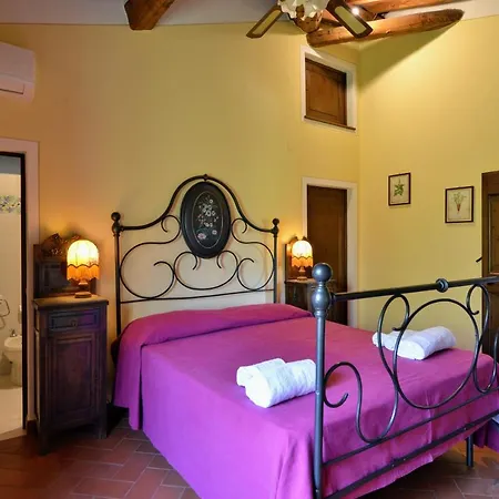 Casale Le Rondini By Vacavilla Villa Lucignano
