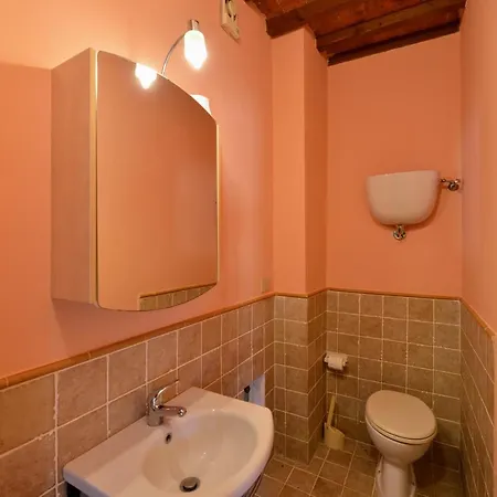 Villa Casale Le Rondini By Vacavilla